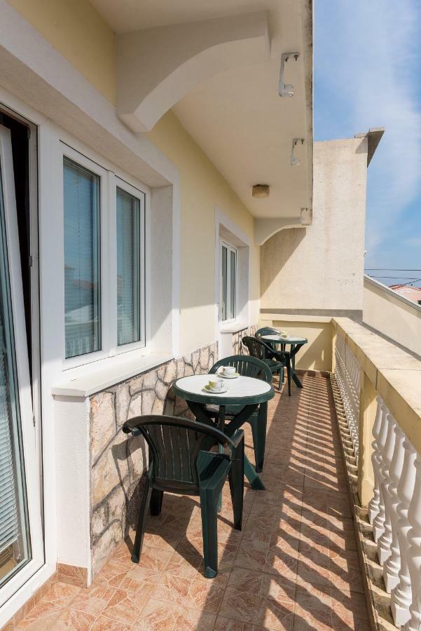 Apartments G&M Vodice Exteriör bild